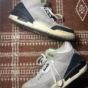 Jordan 3 Men’s Size 8
